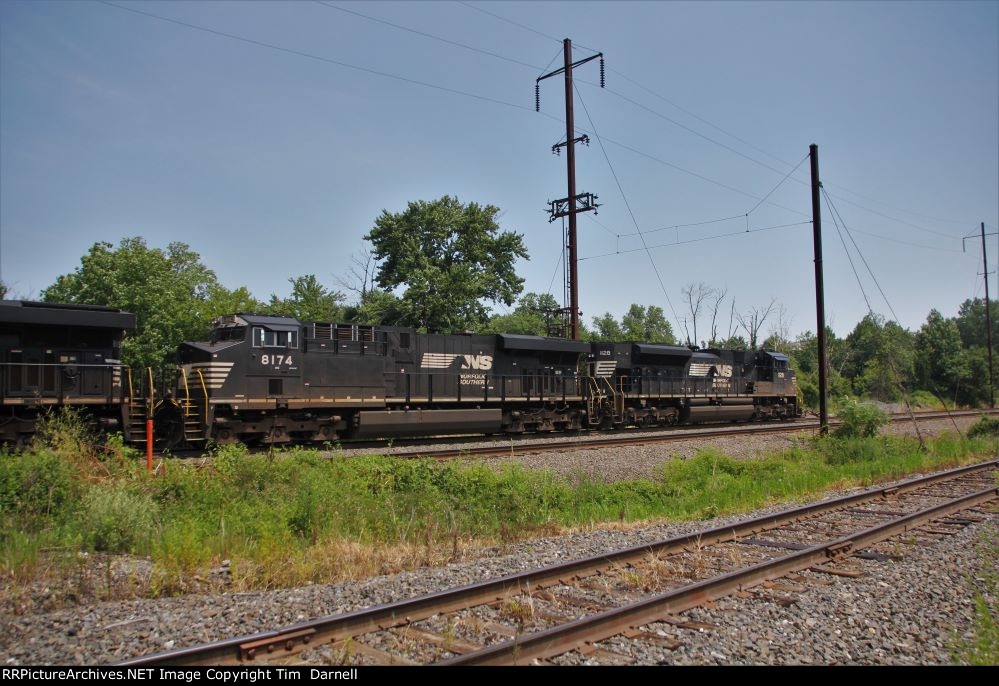 NS 8174 on 26T